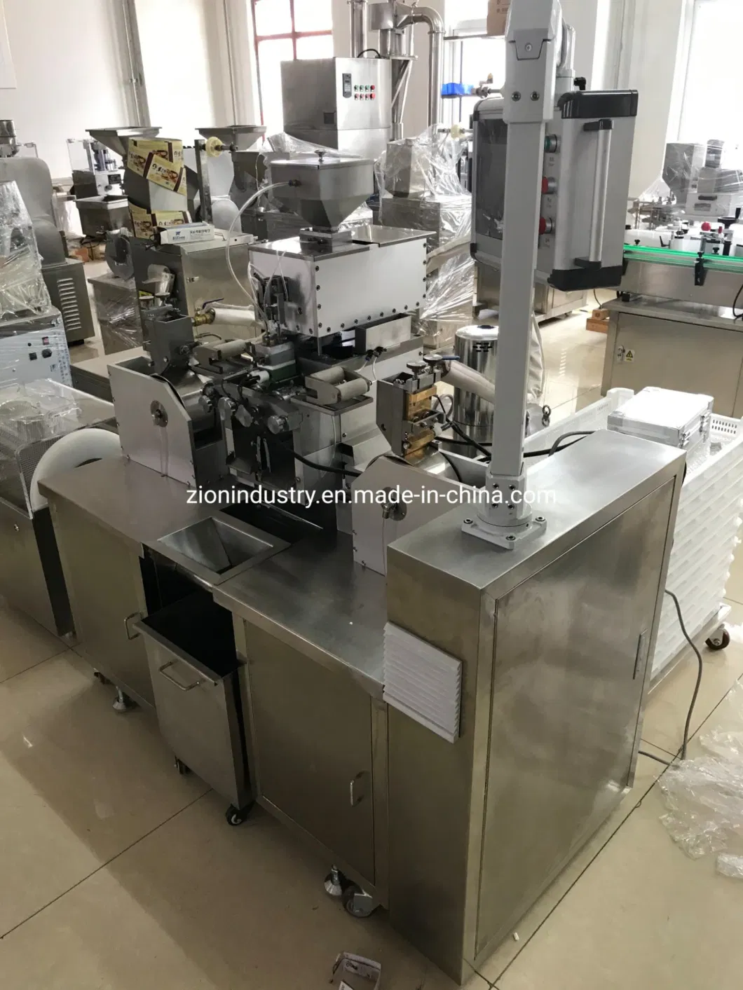 Different Capacity Soft Capsule Filling and Packing Machine Paintball Maker Equipment